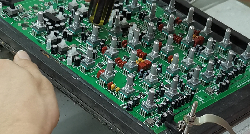 Bagaimana untuk mengurangkan kos pengeluaran kilang PCBA dengan mengoptimumkan rantaian bekalan?